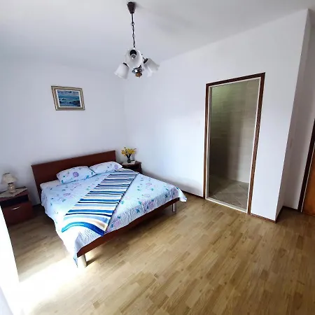 Lanka Apartman