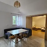 Lägenhet Lanka *
